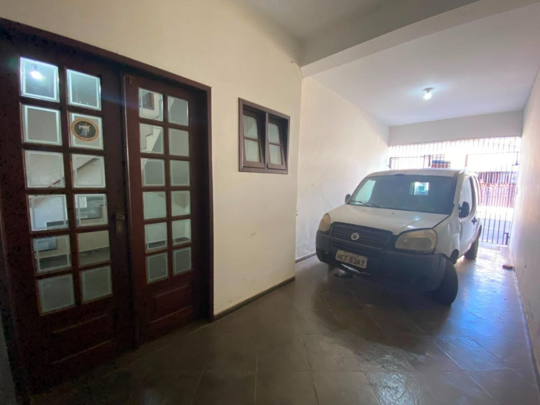 Casa, Centro, 5 Quartos, 1 Vaga, 2 Suítes