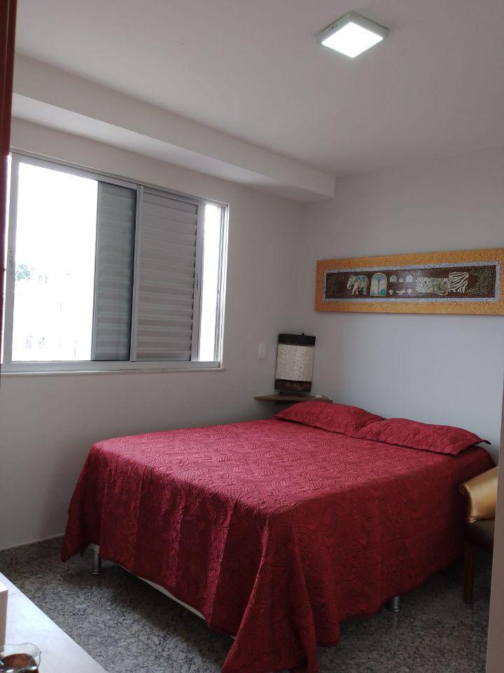 Apartamento, Floresta, 1 Quarto, 2 Vagas