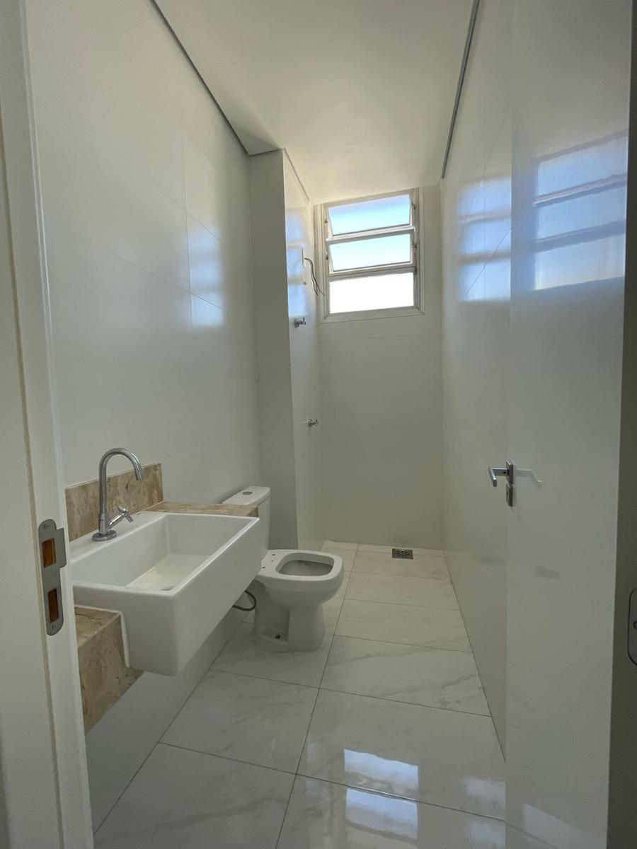 Apartamento, Centro, 2 Quartos, 0 Vaga, 2 Suítes