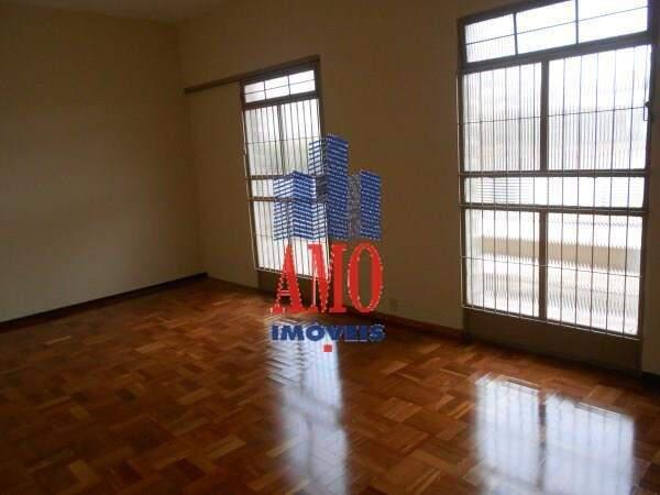 Casa, Caiçaras, 4 Quartos, 5 Vagas, 2 Suítes