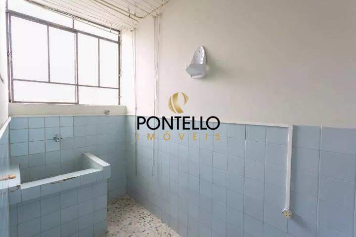 Apartamento, Floresta, 2 Quartos, 0 Vaga