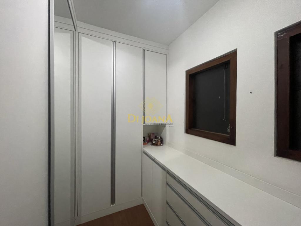 Casa, Ingá Alto, 3 Quartos, 4 Vagas, 3 Suítes