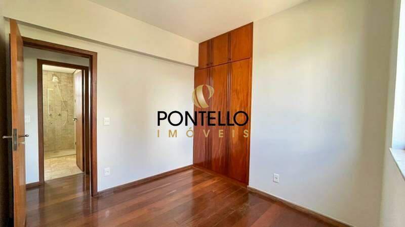 Apartamento, Cruzeiro, 4 Quartos, 2 Vagas, 1 Suíte