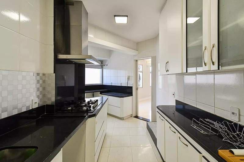 Apartamento, Savassi, 4 Quartos, 2 Vagas, 1 Suíte