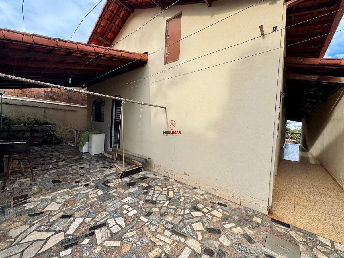Casa, Diamante, 5 Quartos, 6 Vagas, 1 Suíte