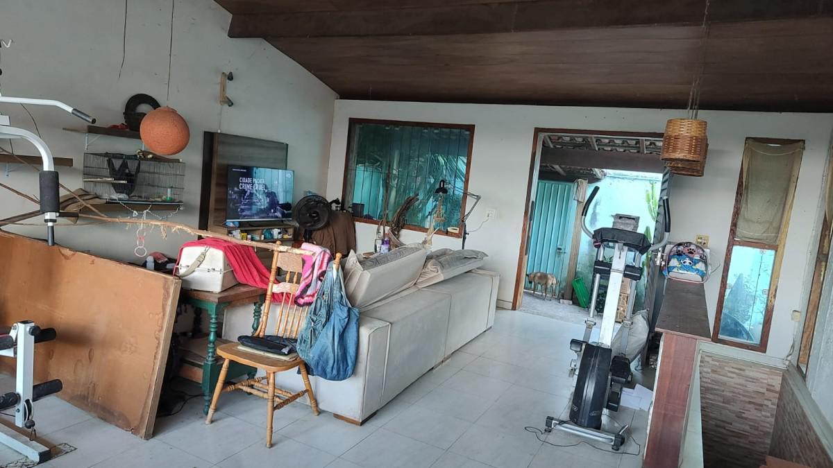 Casa, Estoril, 2 Quartos, 4 Vagas, 1 Suíte
