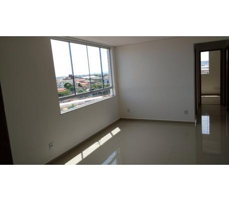 Cobertura, Arvoredo, 3 Quartos, 2 Vagas, 1 Suíte