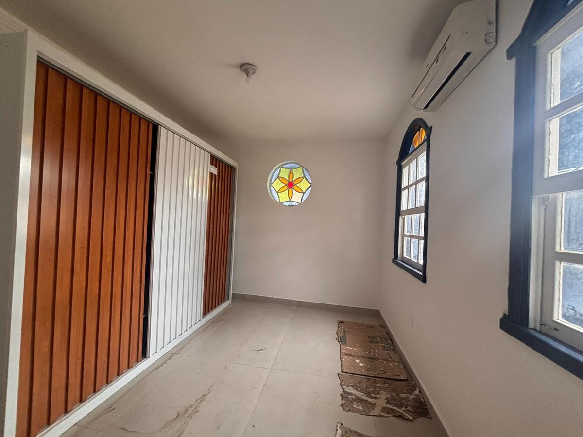 Casa, Planalto, 4 Quartos, 2 Vagas, 4 Suítes