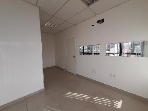 Sala, Santa Efigênia, 0 Quarto, 2 Vagas