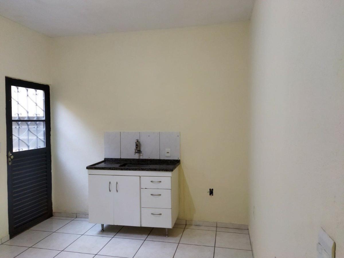 Casa, Jardim Leblon, 2 Quartos, 0 Vaga, 1 Suíte