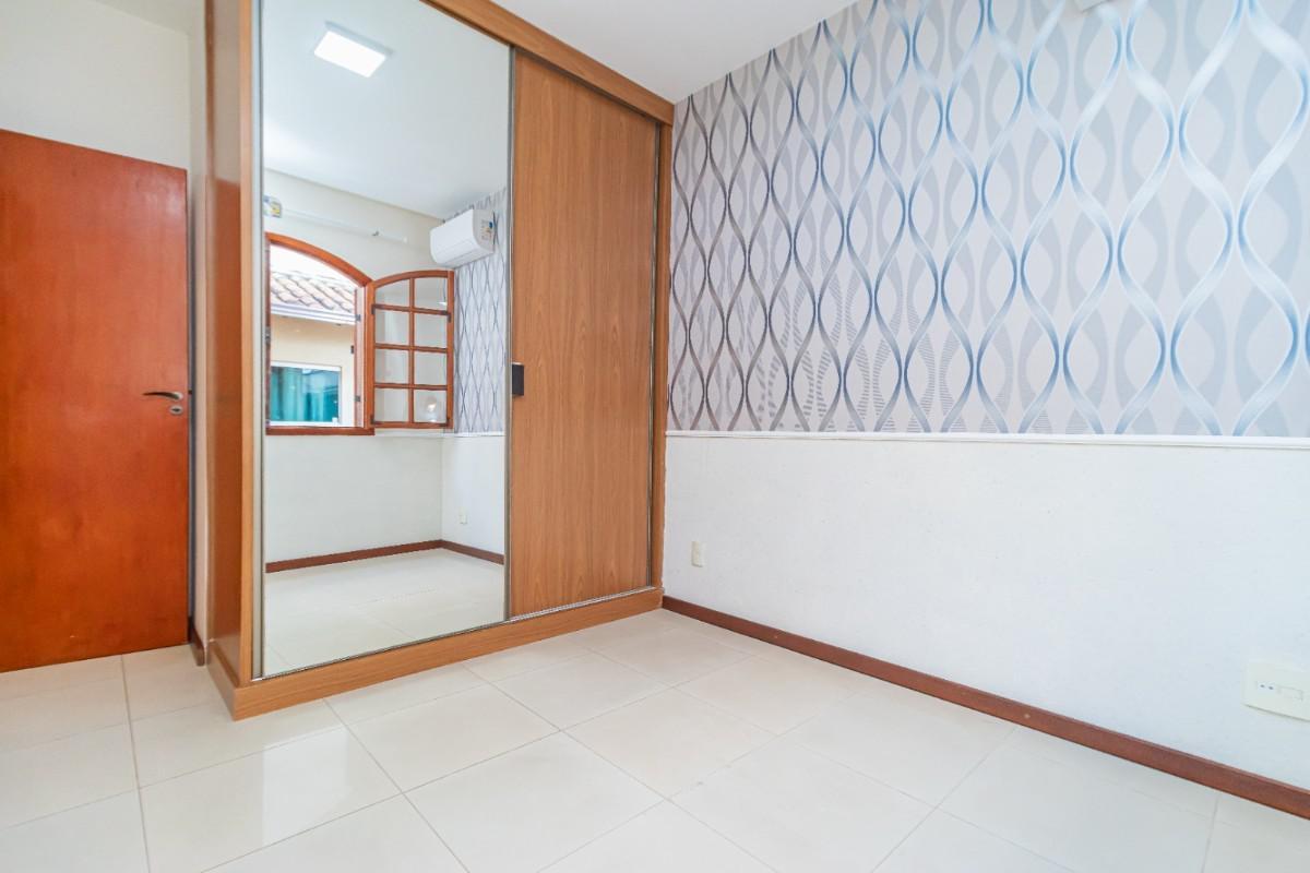 Casa, Itapoã, 4 Quartos, 2 Vagas, 1 Suíte