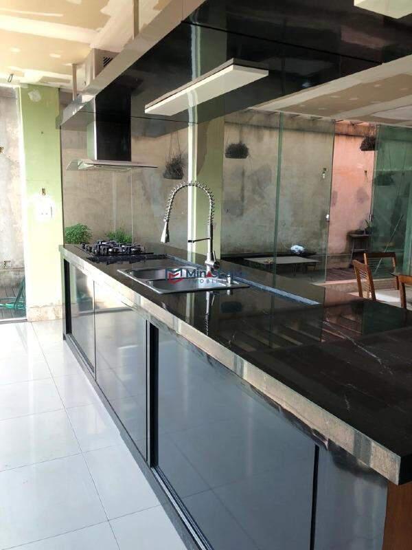 Casa, Eldorado, 3 Quartos, 6 Vagas, 3 Suítes