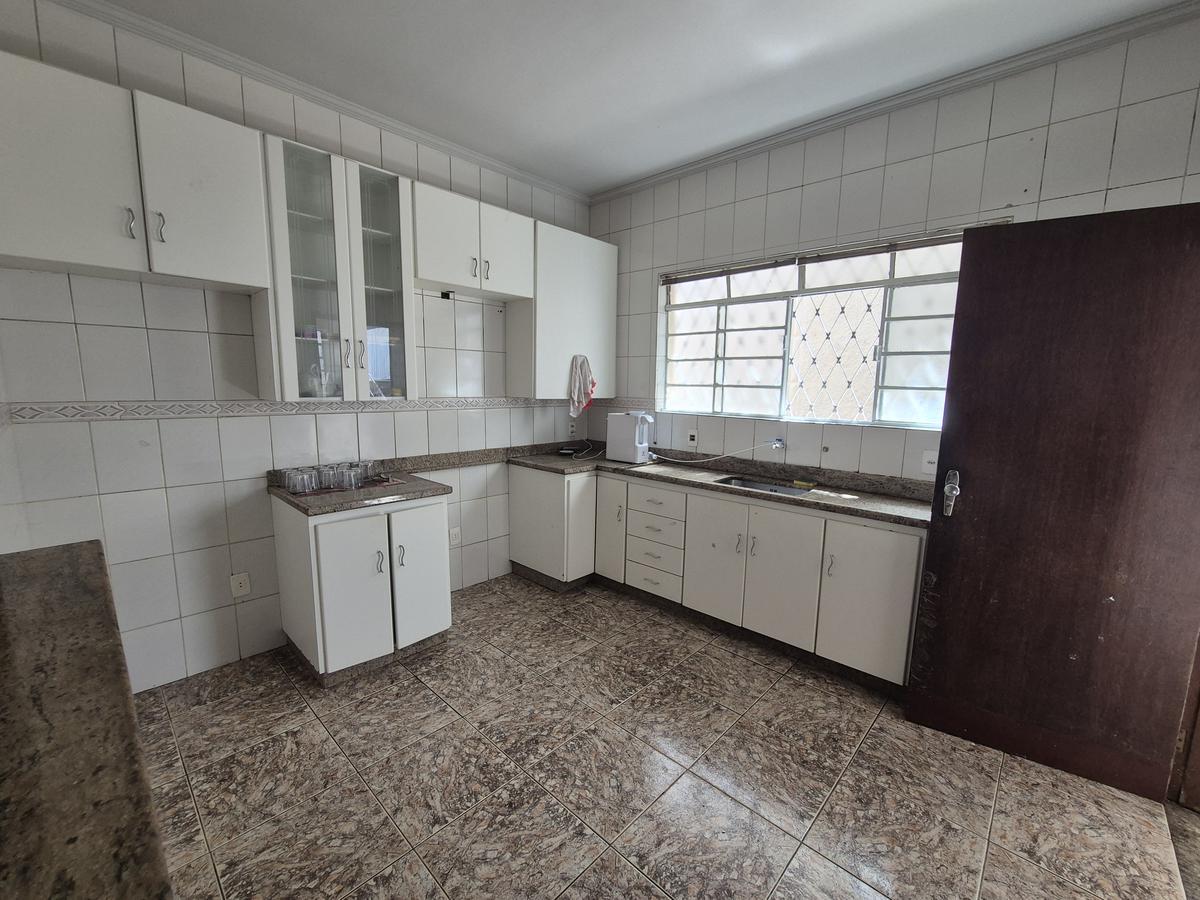 Casa, Nova Gameleira, 4 Quartos, 4 Vagas, 2 Suítes