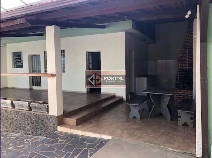Casa, Planalto, 3 Quartos, 3 Vagas, 1 Suíte