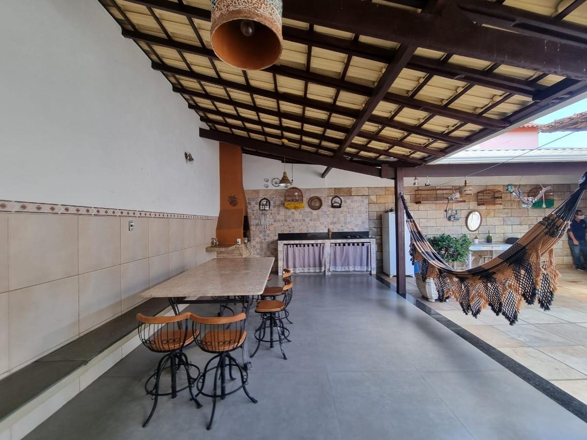 Casa, Jardim Riacho das Pedras, 4 Quartos, 4 Vagas, 1 Suíte