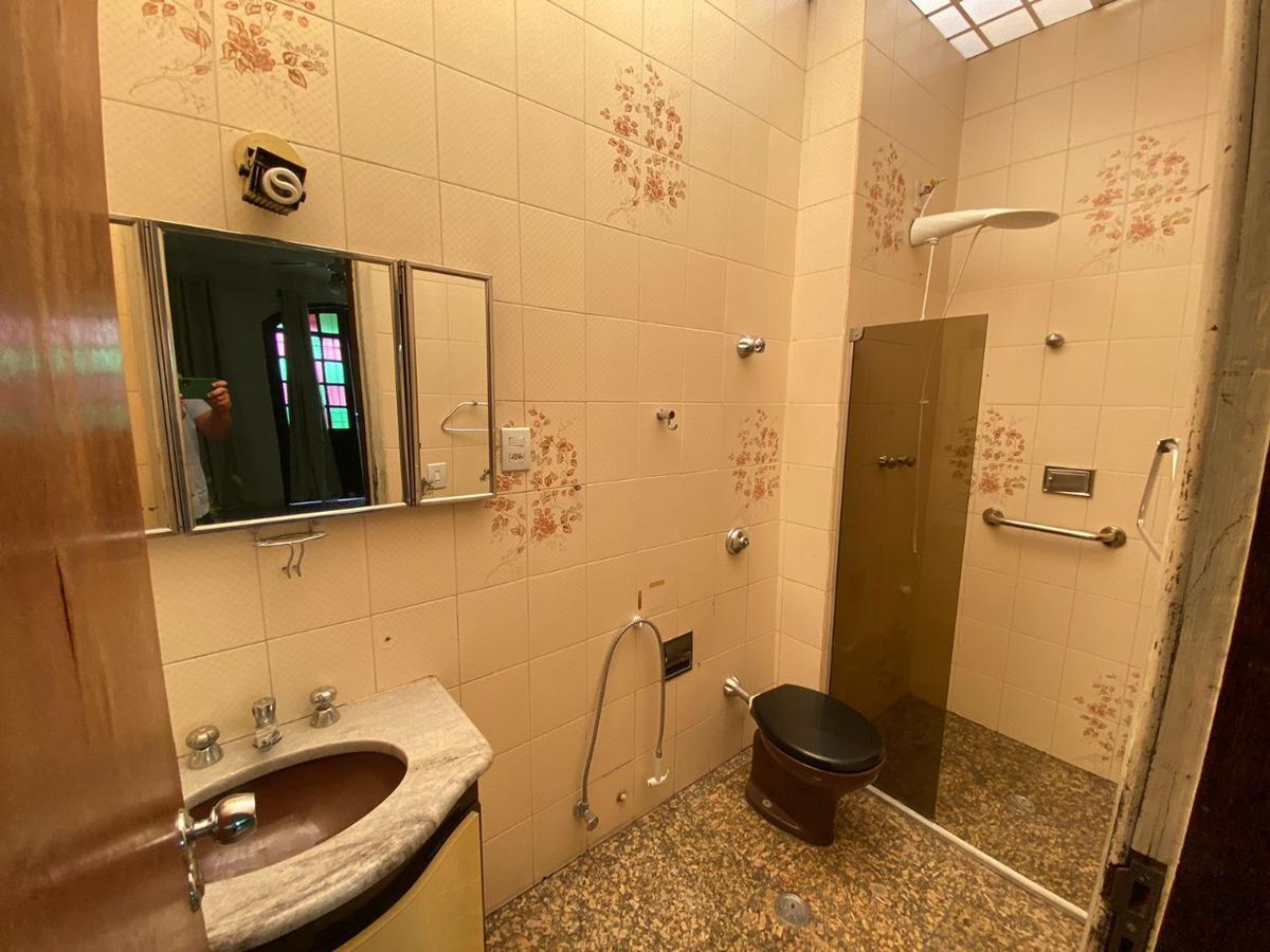 Casa, Colégio Batista, 5 Quartos, 3 Vagas, 1 Suíte