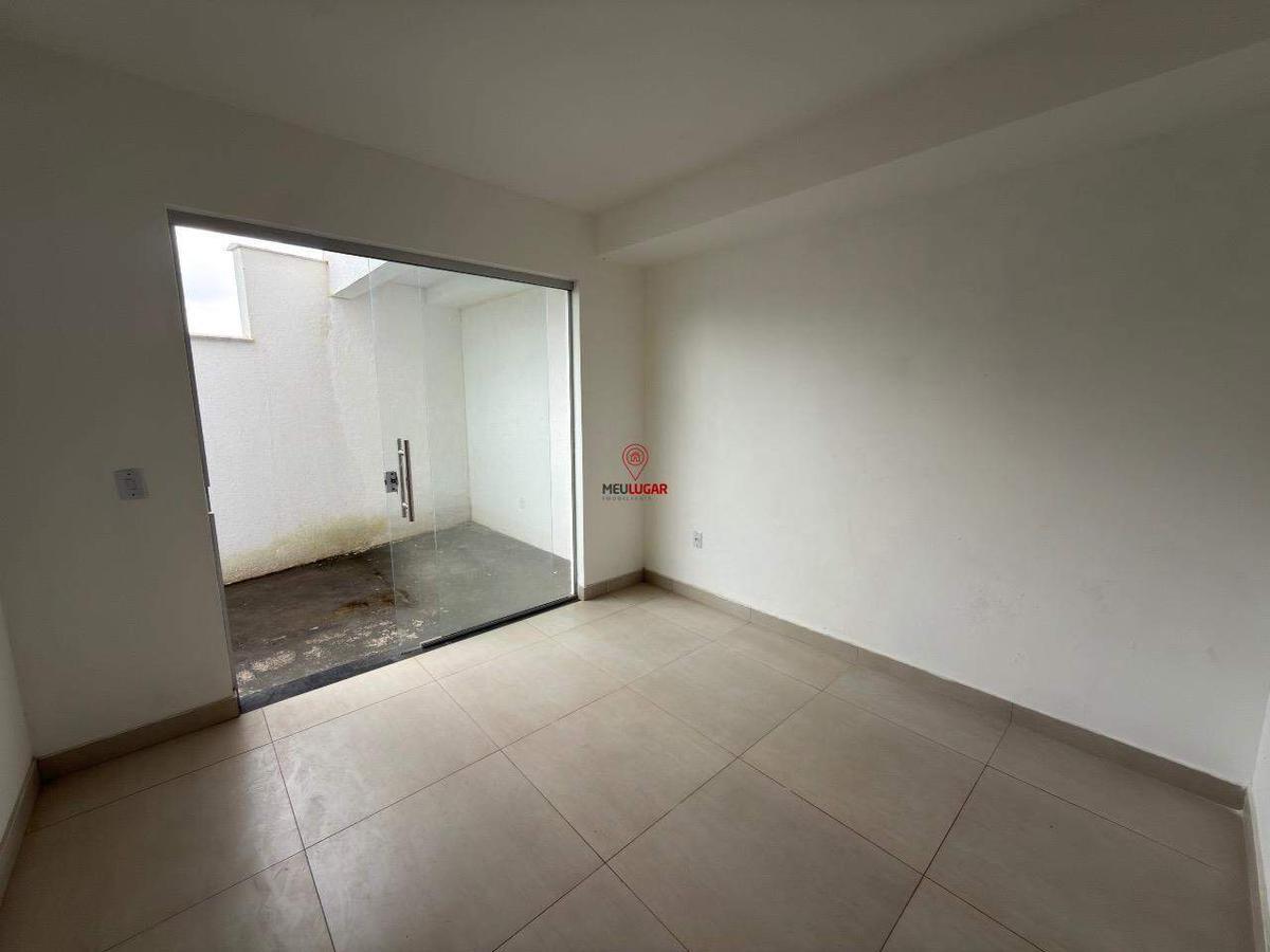 Casa, Novo Horizonte, 3 Quartos, 2 Vagas, 1 Suíte
