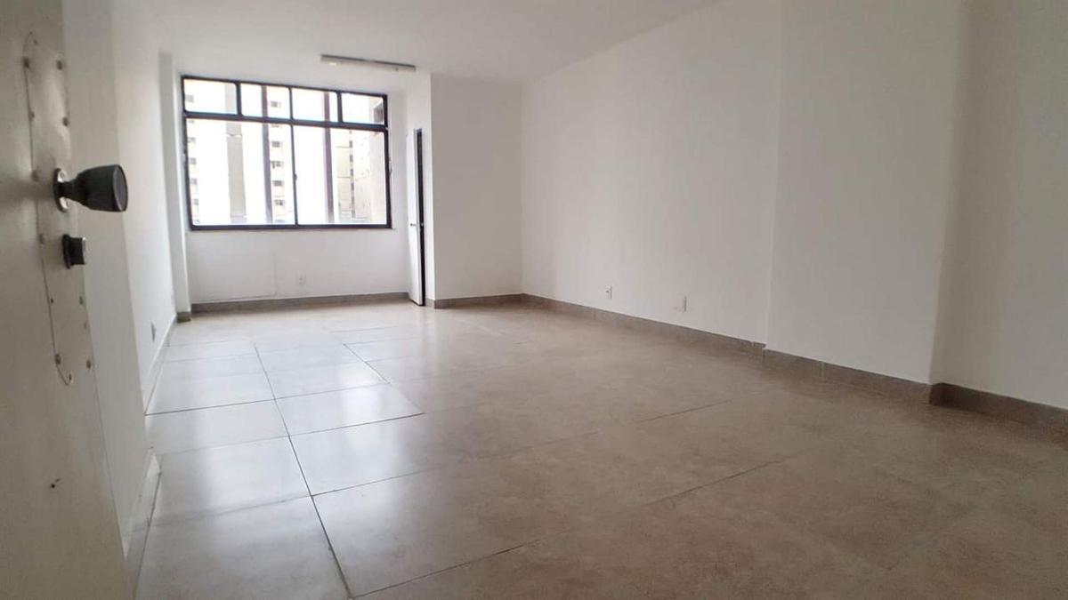 Sala, Centro