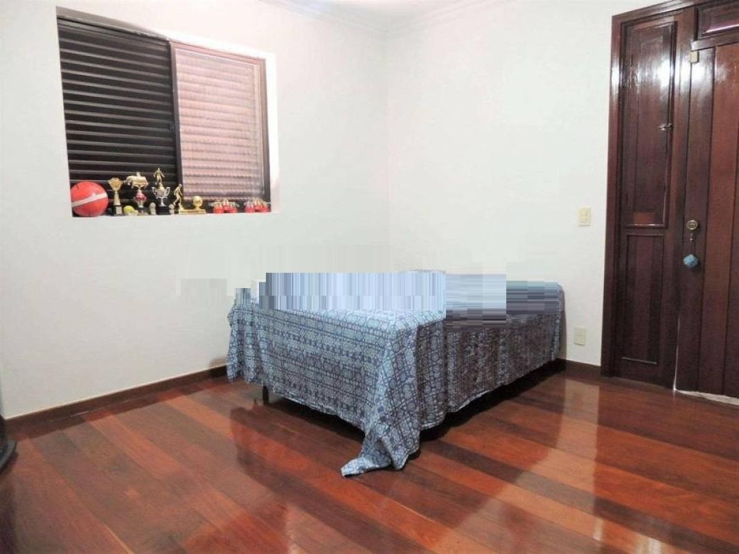 Casa, Fernão Dias, 4 Quartos, 5 Vagas, 2 Suítes