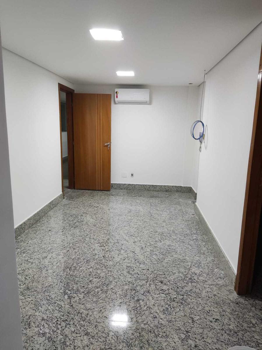Sala, Ouro Preto, 0 Quarto, 7 Vagas