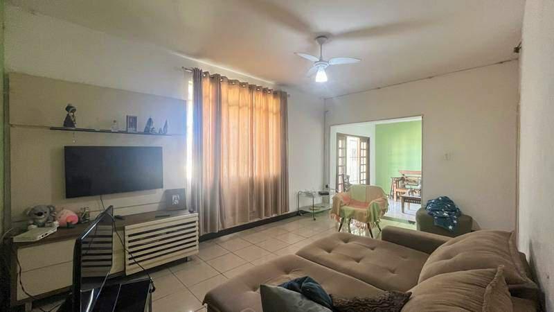 Casa, Nova Granada, 3 Quartos, 2 Vagas, 1 Suíte