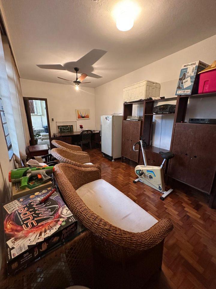 Casa, Cachoeirinha, 3 Quartos, 4 Vagas, 1 Suíte