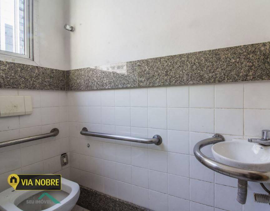 Sala, Centro