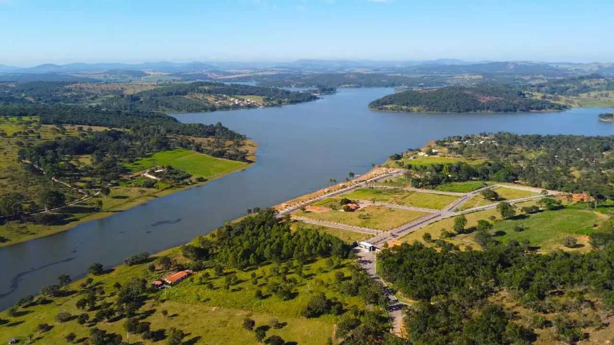 Lote, Centro, 0 Quarto, 0 Vaga