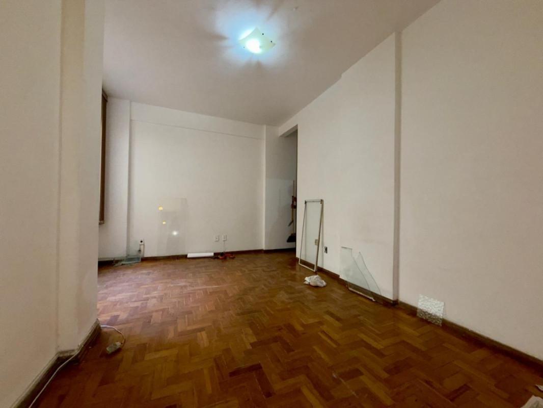 Apartamento, Centro, 2 Quartos, 0 Vaga