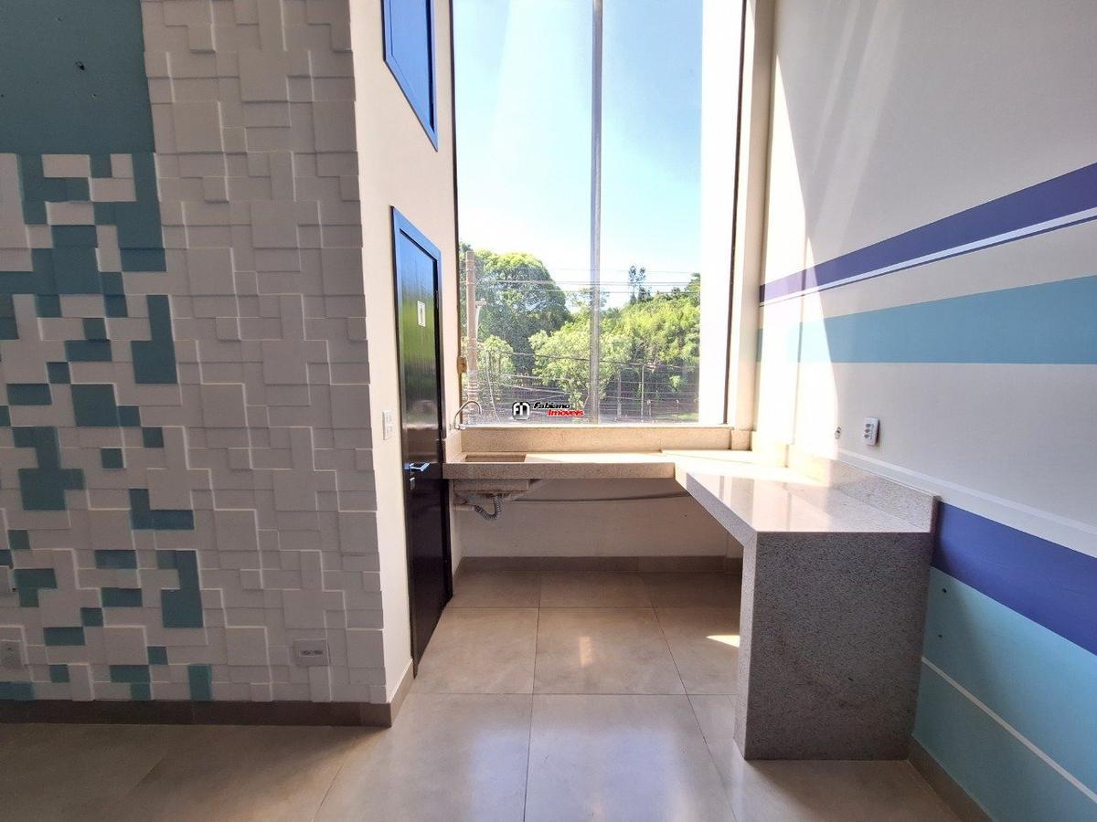 Sala, São José, 0 Quarto, 2 Vagas