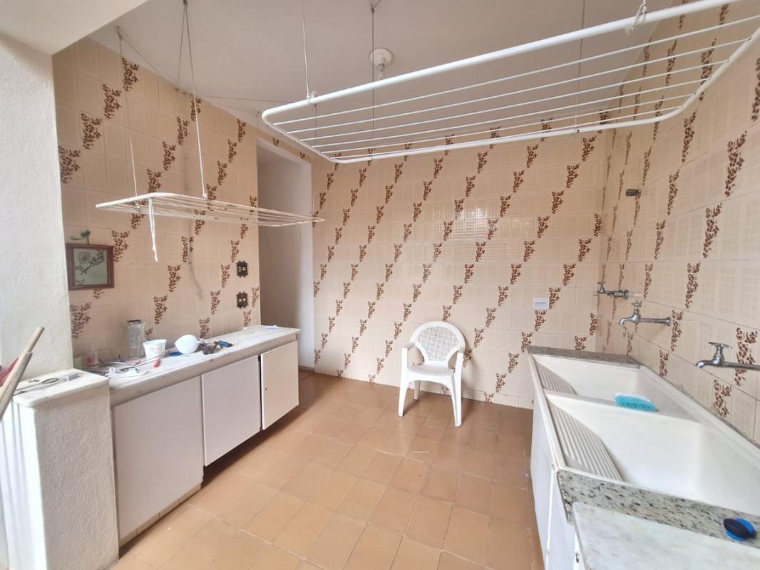 Casa Comercial, Cidade Nova, 4 Quartos, 2 Vagas, 1 Suíte