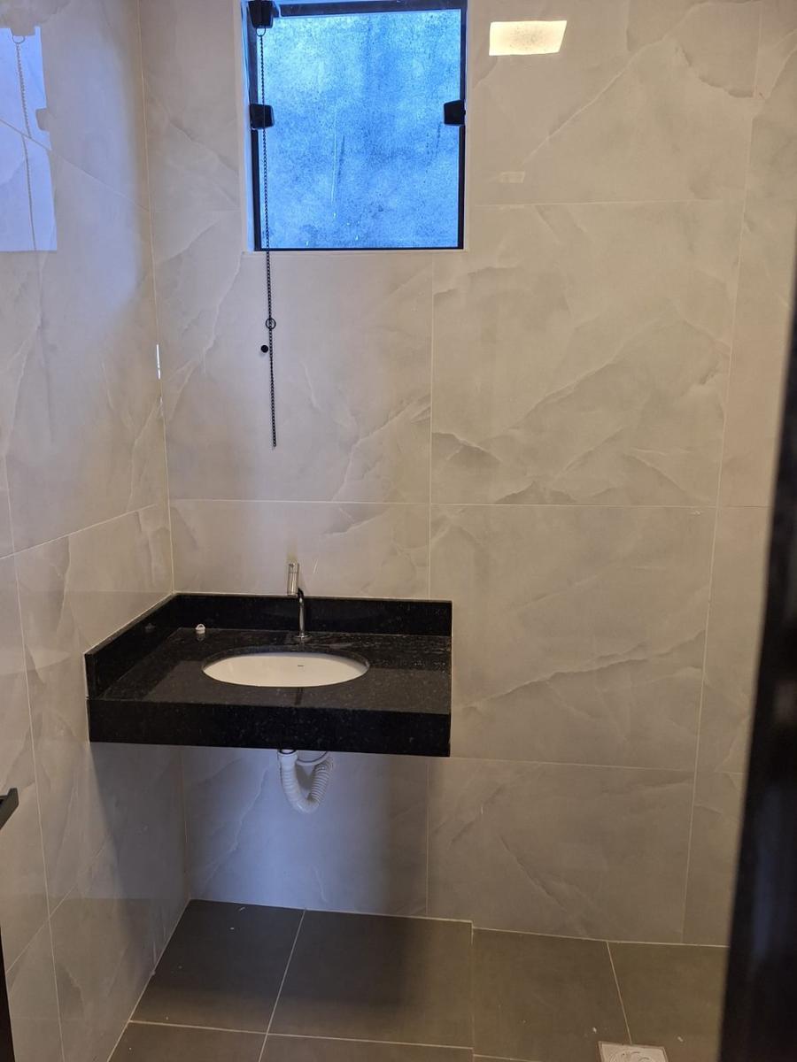 Casa, Centro, 2 Quartos, 3 Vagas