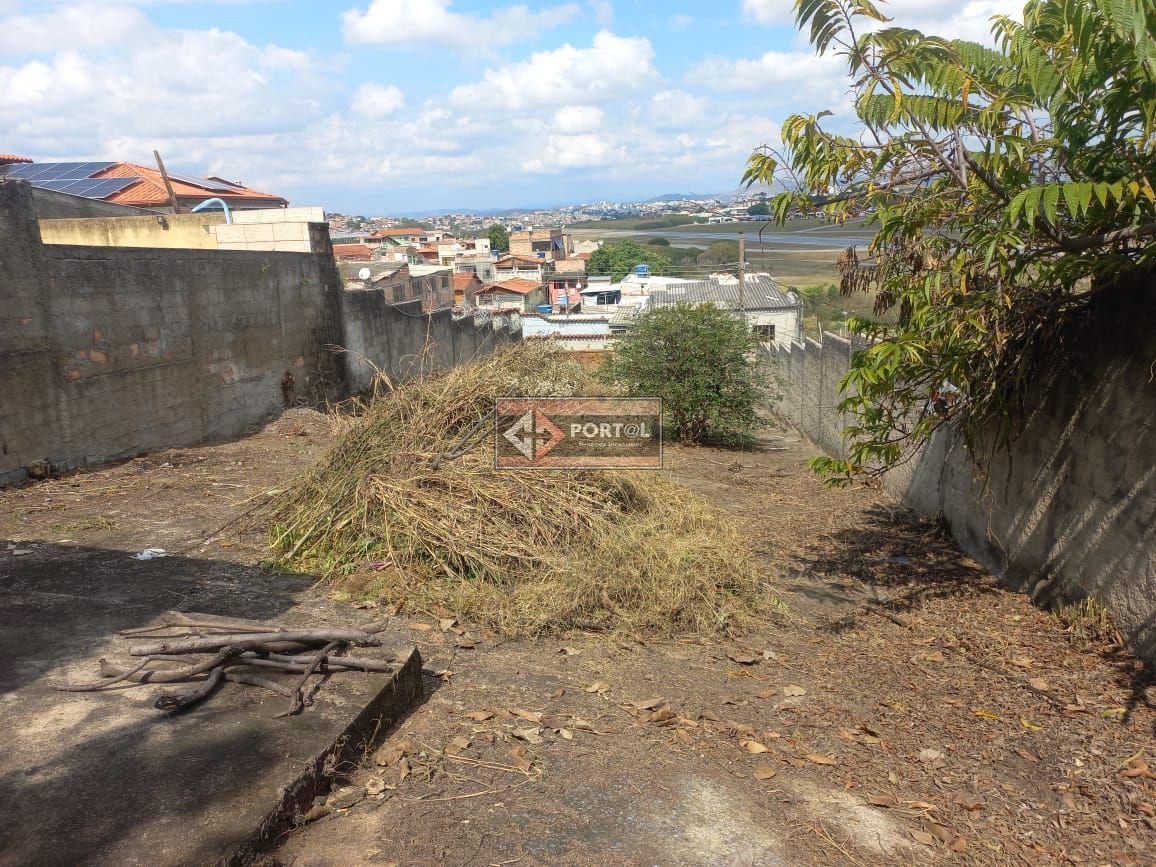 Lote, São Tomáz, 1 Quarto, 0 Vaga