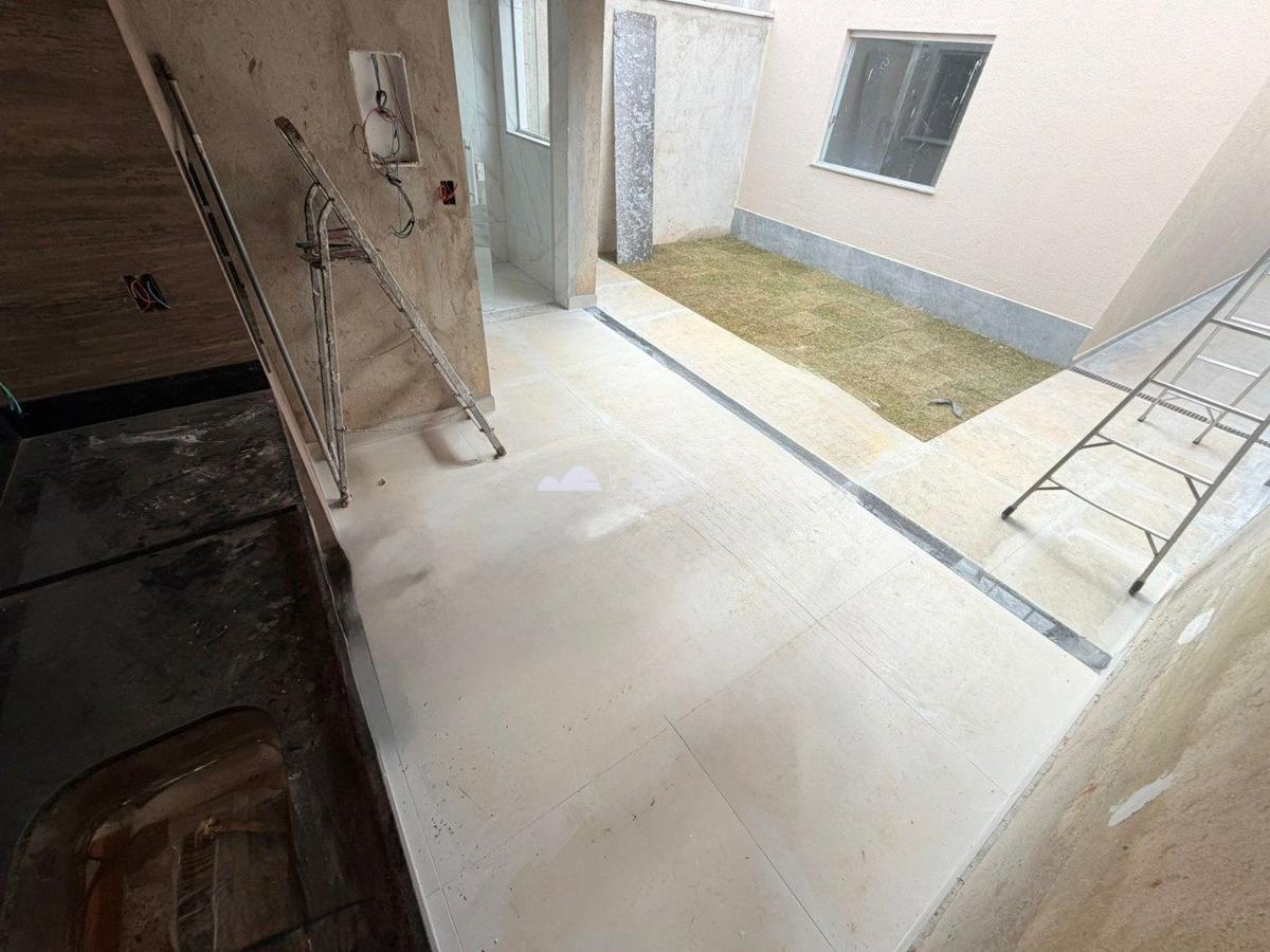 Casa, Santa Mônica, 3 Quartos, 3 Vagas, 1 Suíte