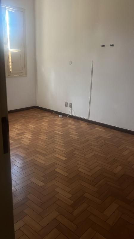 Casa, Centro, 3 Quartos, 0 Vaga, 3 Suítes