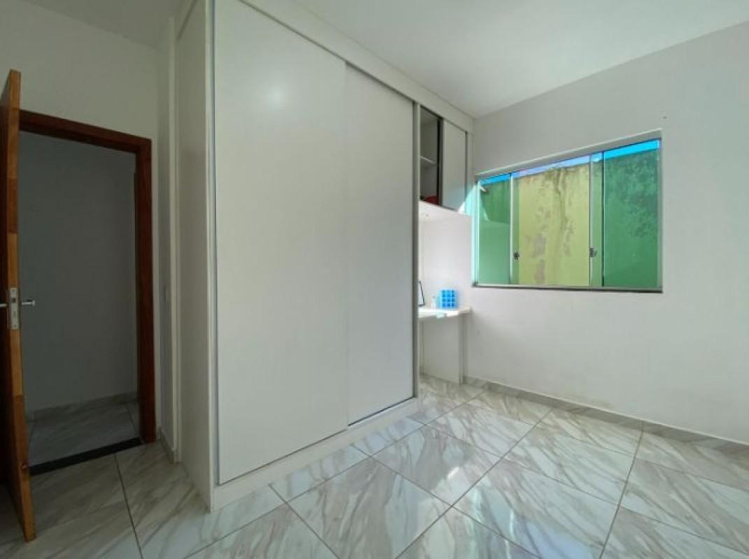 Casa, Bom Jardim, 2 Quartos, 3 Vagas