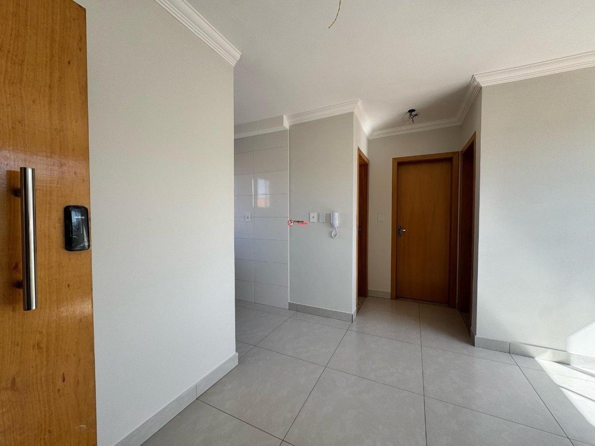 Apartamento, Santa Mônica, 2 Quartos, 1 Vaga