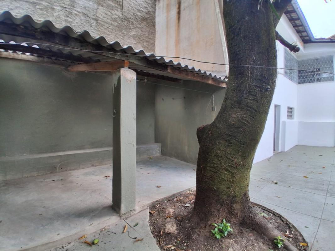 Casa, Cachoeirinha, 3 Quartos, 4 Vagas, 1 Suíte