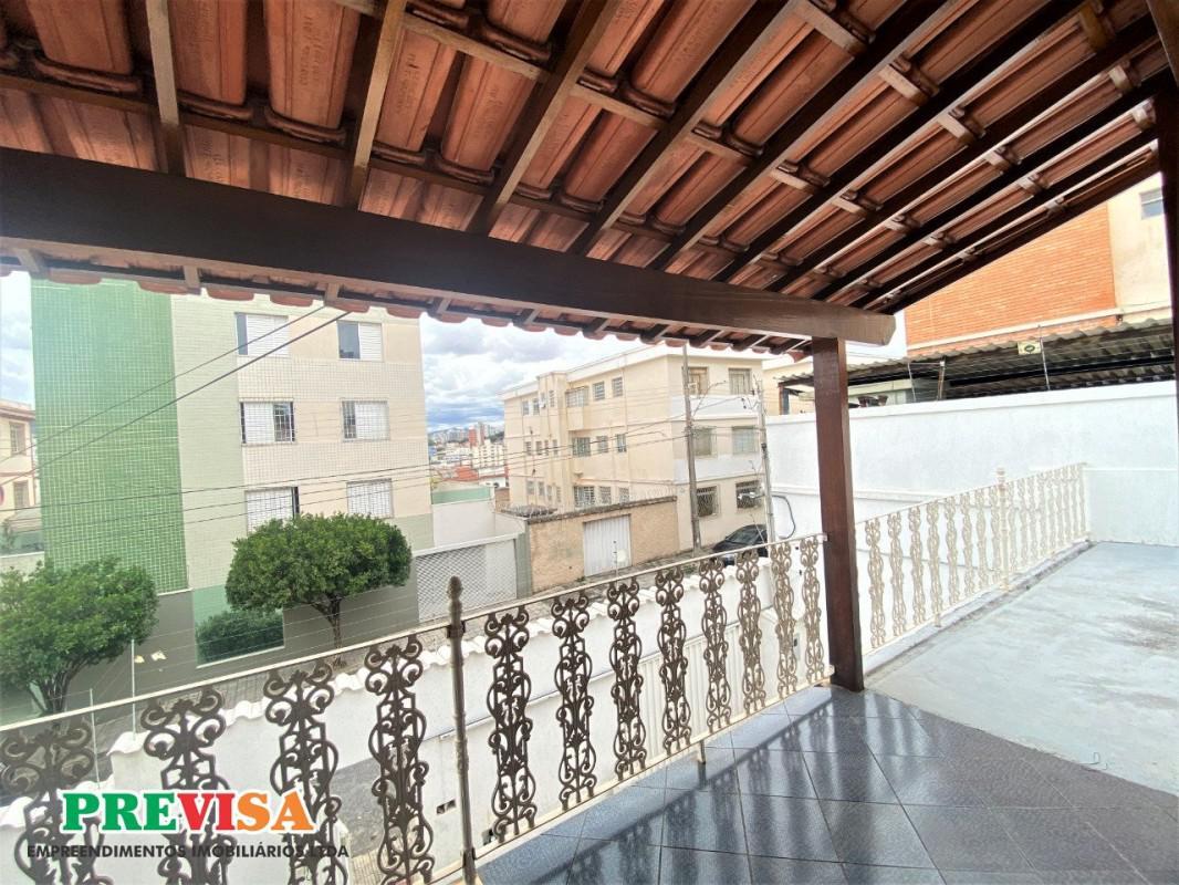 Casa, Sagrada Família, 4 Quartos, 6 Vagas, 1 Suíte