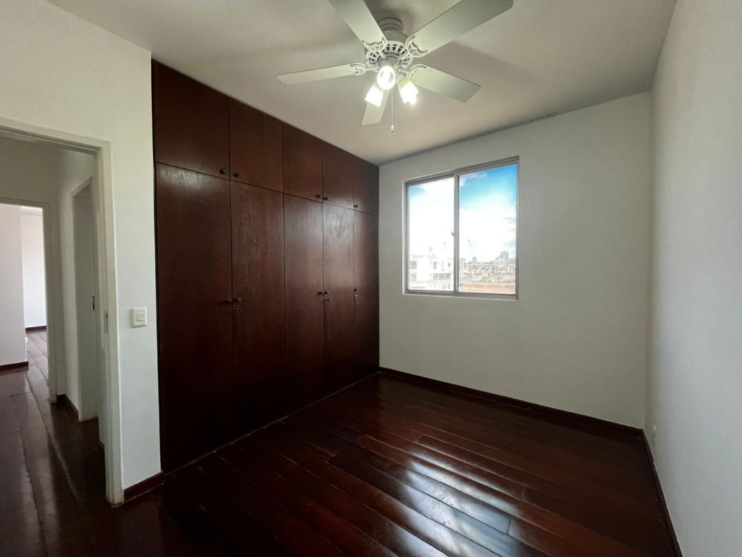 Apartamento, Sagrada Família, 3 Quartos, 1 Vaga