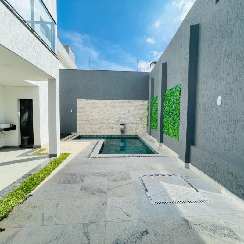 Casa, Trevo, 4 Quartos, 4 Vagas, 3 Suítes