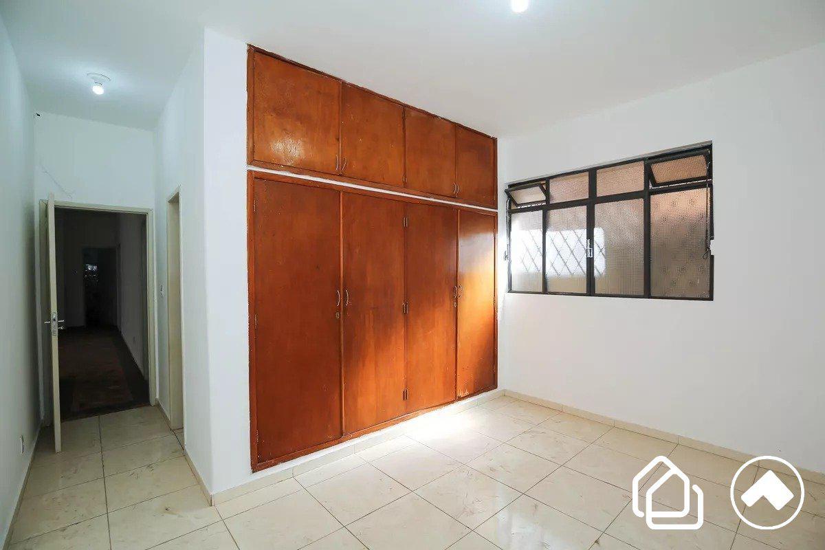 Casa, Carlos Prates, 4 Quartos, 2 Vagas