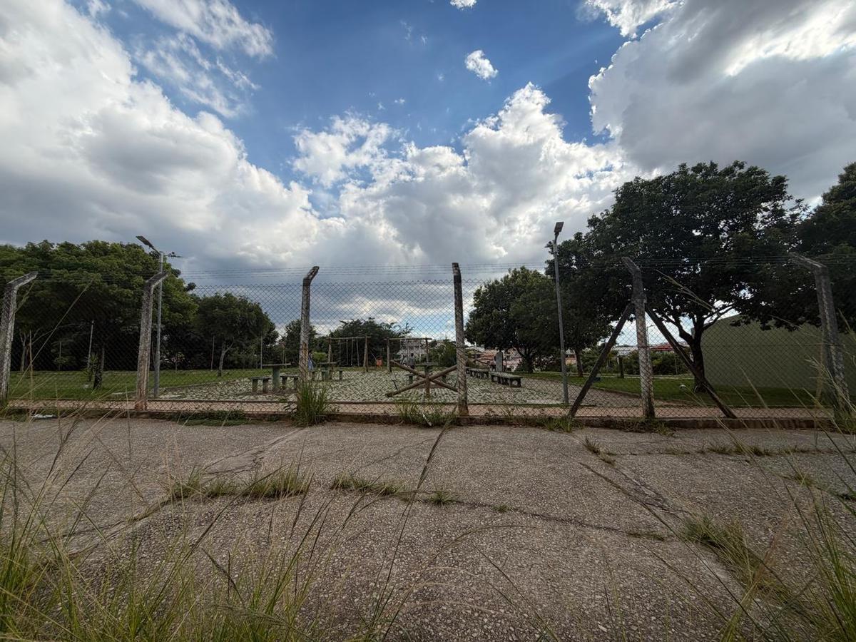 Lote, Tropical, 0 Quarto, 0 Vaga