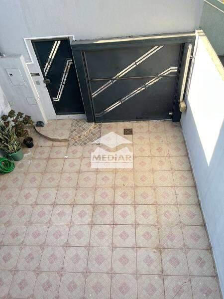 Casa Comercial, Dona Clara, 3 Quartos, 2 Vagas, 1 Suíte