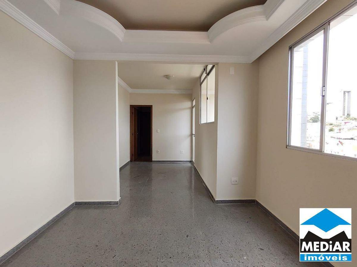 Apartamento, Sagrada Família, 3 Quartos, 2 Vagas, 1 Suíte
