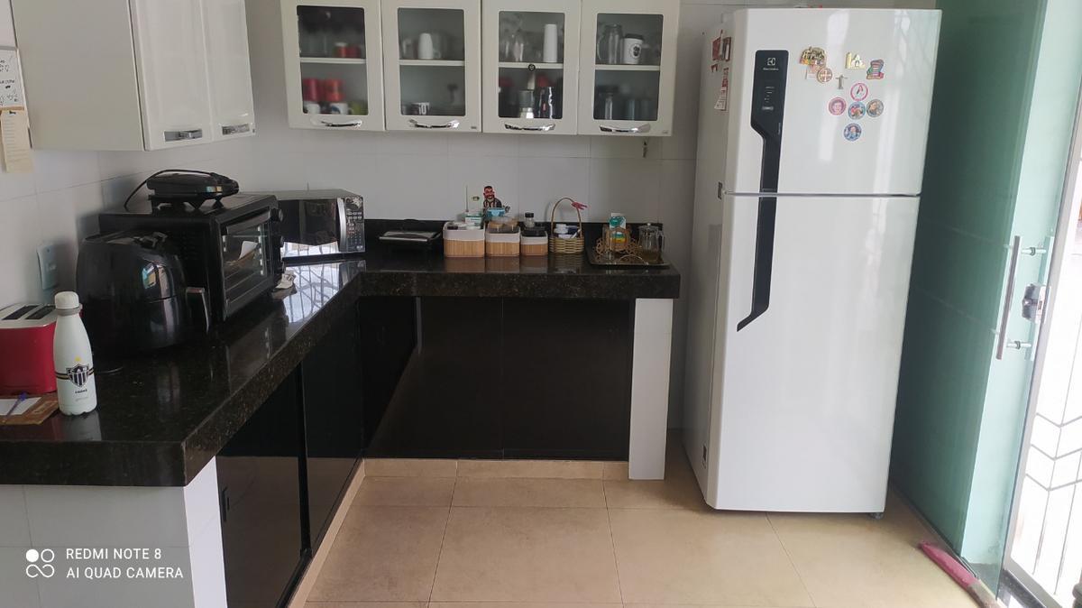 Casa, Vila Clóris, 3 Quartos, 8 Vagas, 1 Suíte