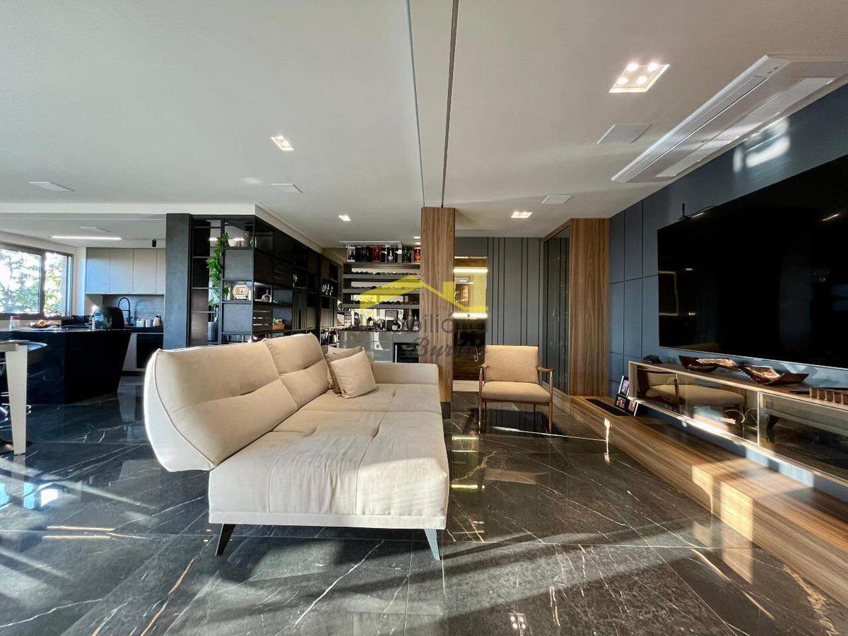 Casa, Buritis, 3 Quartos, 3 Vagas, 2 Suítes