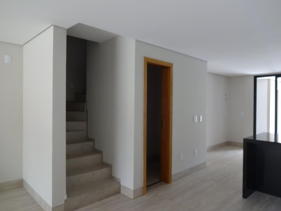 Casa, Jaraguá, 4 Quartos, 3 Vagas, 1 Suíte