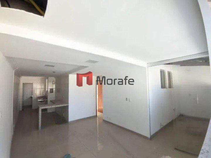 Casa, Vila Clóris, 2 Quartos, 0 Vaga, 1 Suíte