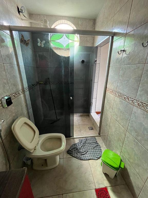 Casa, Centro, 6 Quartos, 4 Vagas, 1 Suíte